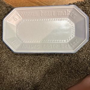 Pfaltzgraff Yorktowne Breadtray
